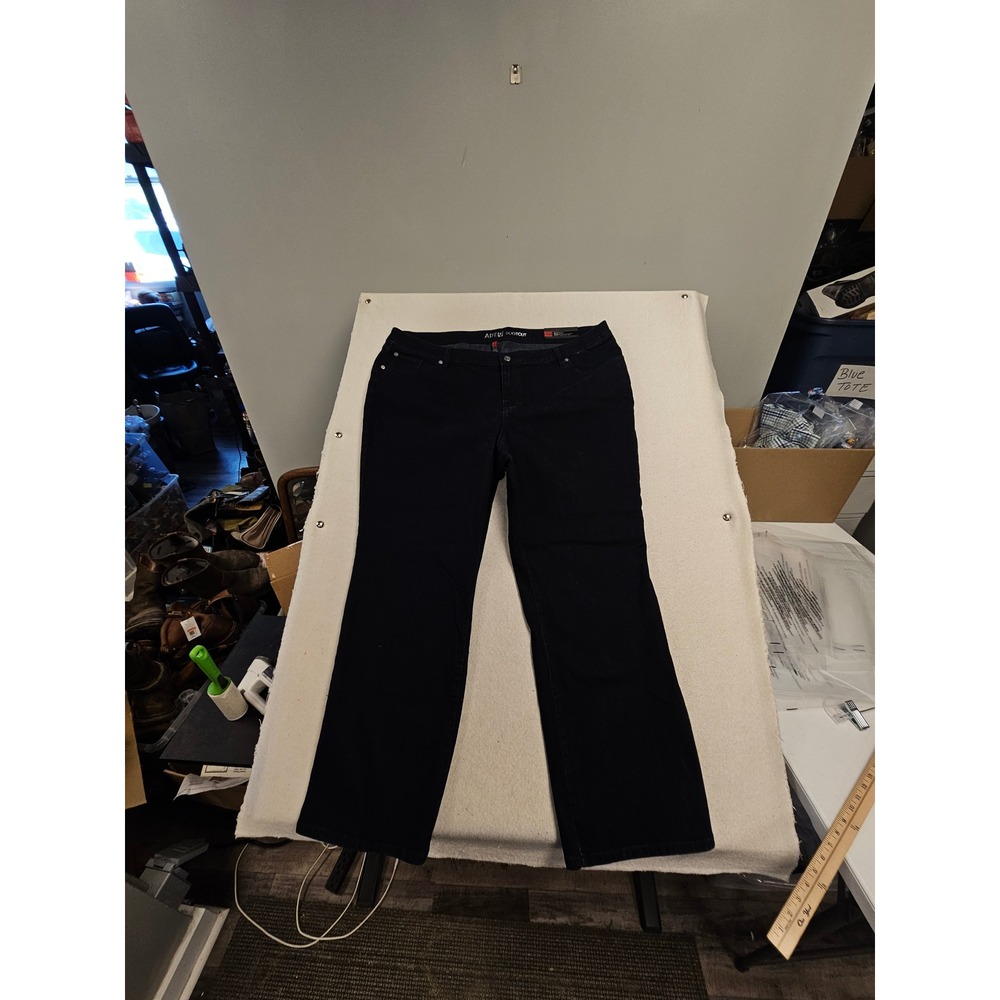 Apt. 9 Womens Bootcut Jeans Dark Wash Modern Fit Brooklyn Wash 24W New